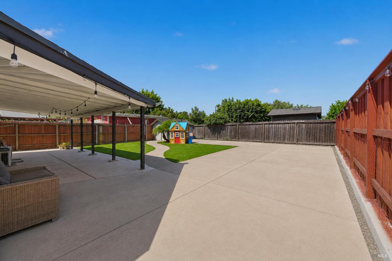 35 Canal Drive Bay Point CA 94565