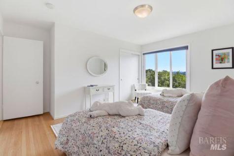255 Bretano Way Greenbrae CA 94904