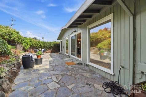 255 Bretano Way Greenbrae CA 94904