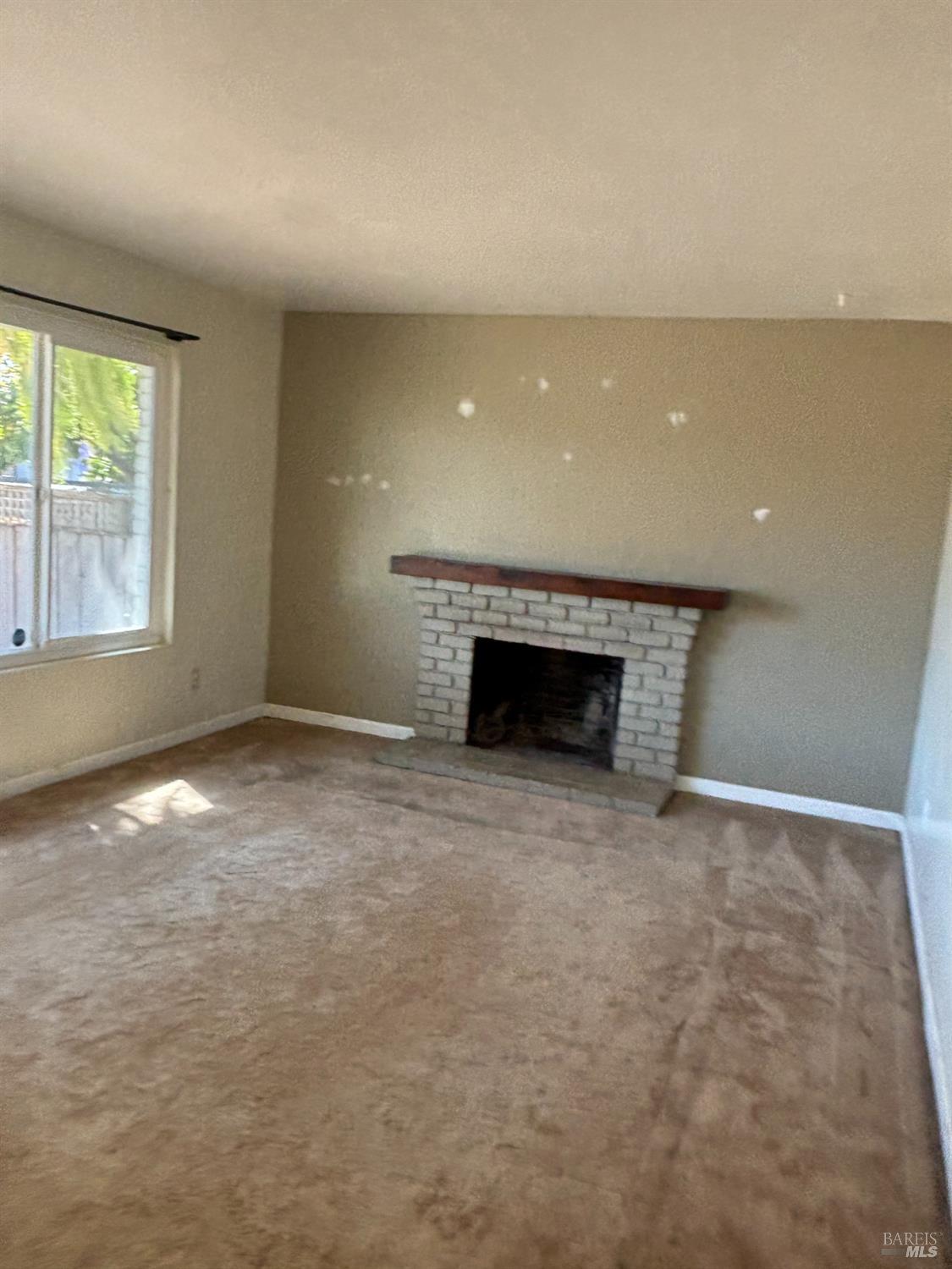 913 Crinella Drive Petaluma CA 94954