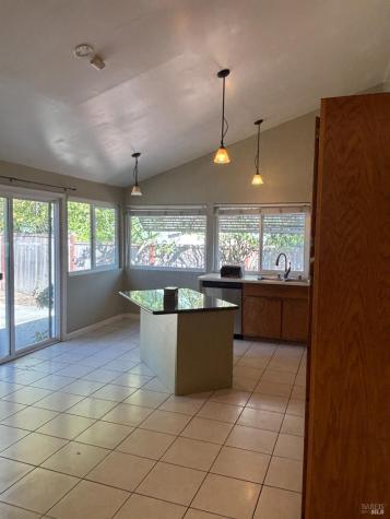 913 Crinella Drive Petaluma CA 94954