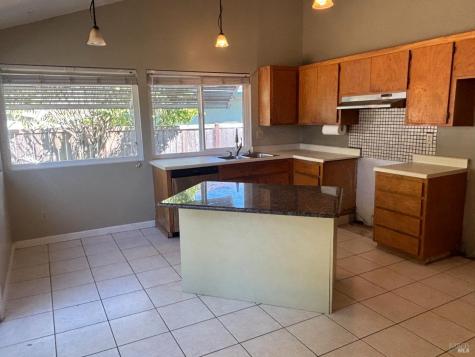 913 Crinella Drive Petaluma CA 94954