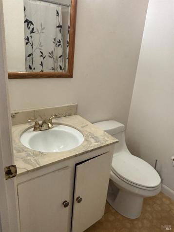 913 Crinella Drive Petaluma CA 94954