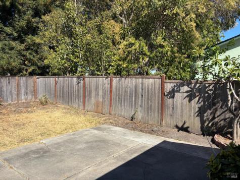 913 Crinella Drive Petaluma CA 94954
