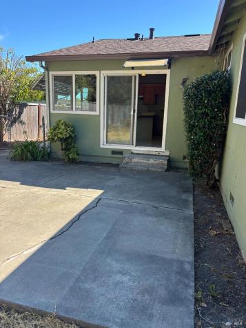 913 Crinella Drive Petaluma CA 94954