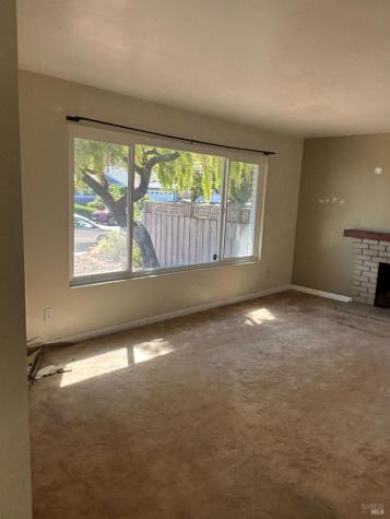 913 Crinella Drive Petaluma CA 94954
