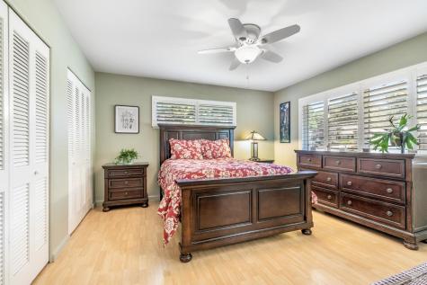 1 Oakgreen Street Santa Rosa CA 95409