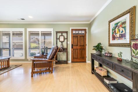 1 Oakgreen Street Santa Rosa CA 95409