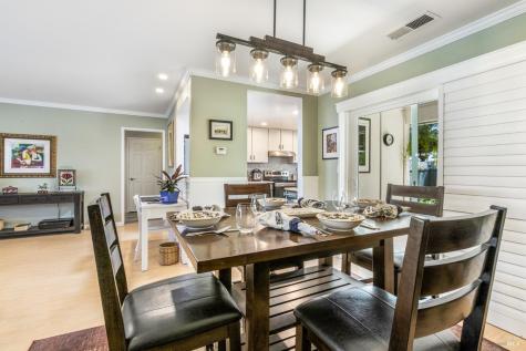 1 Oakgreen Street Santa Rosa CA 95409