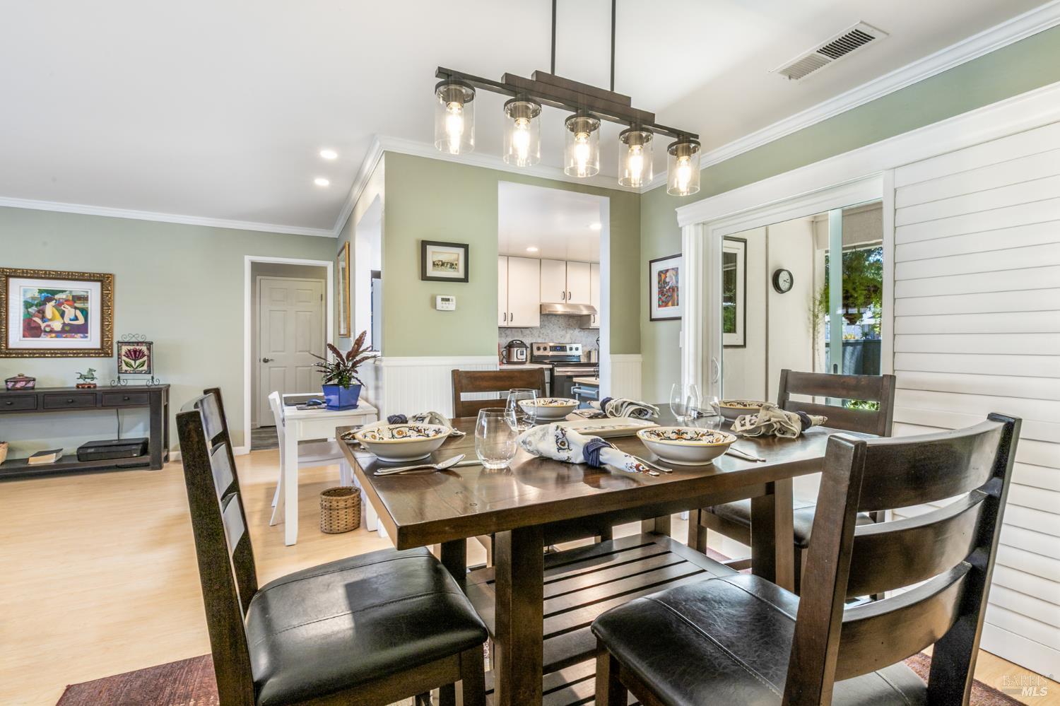 1 Oakgreen Street Santa Rosa CA 95409