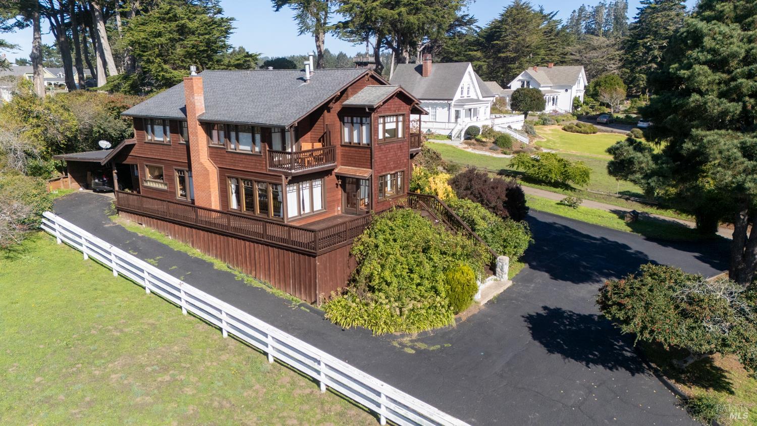 44920 Little Lake Road Mendocino CA 95460