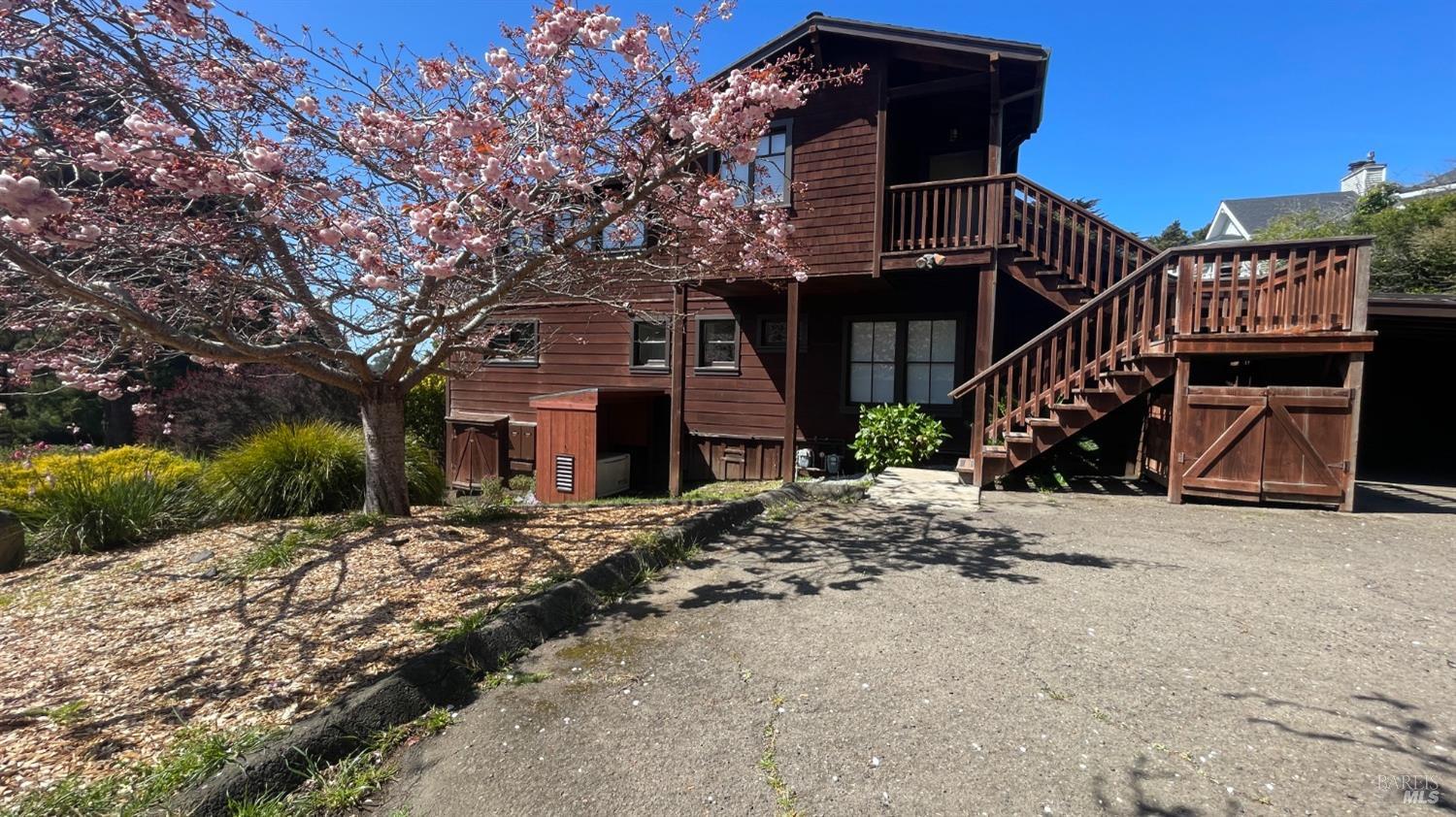 44920 Little Lake Road Mendocino CA 95460