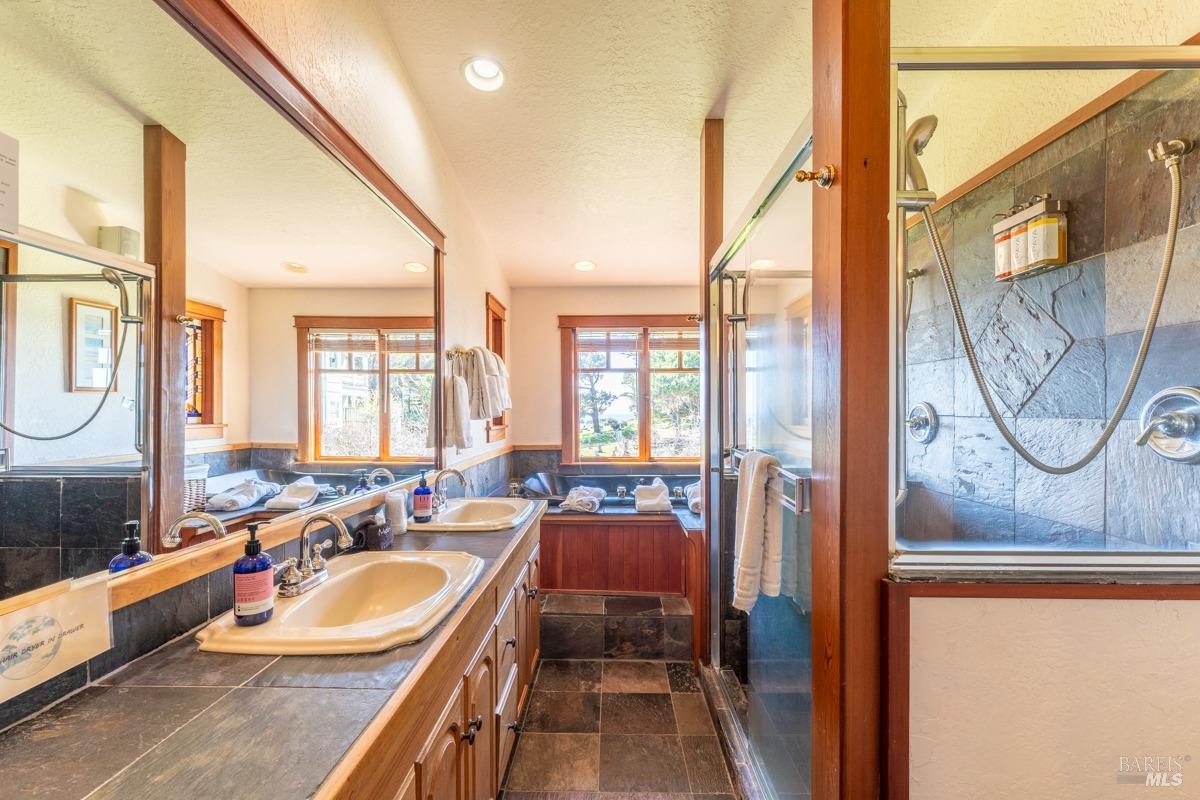 44920 Little Lake Road Mendocino CA 95460