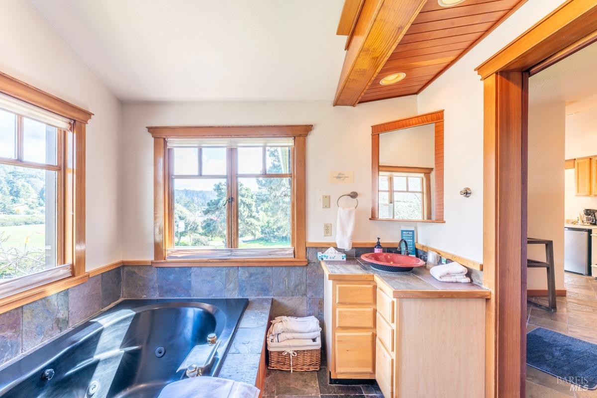 44920 Little Lake Road Mendocino CA 95460