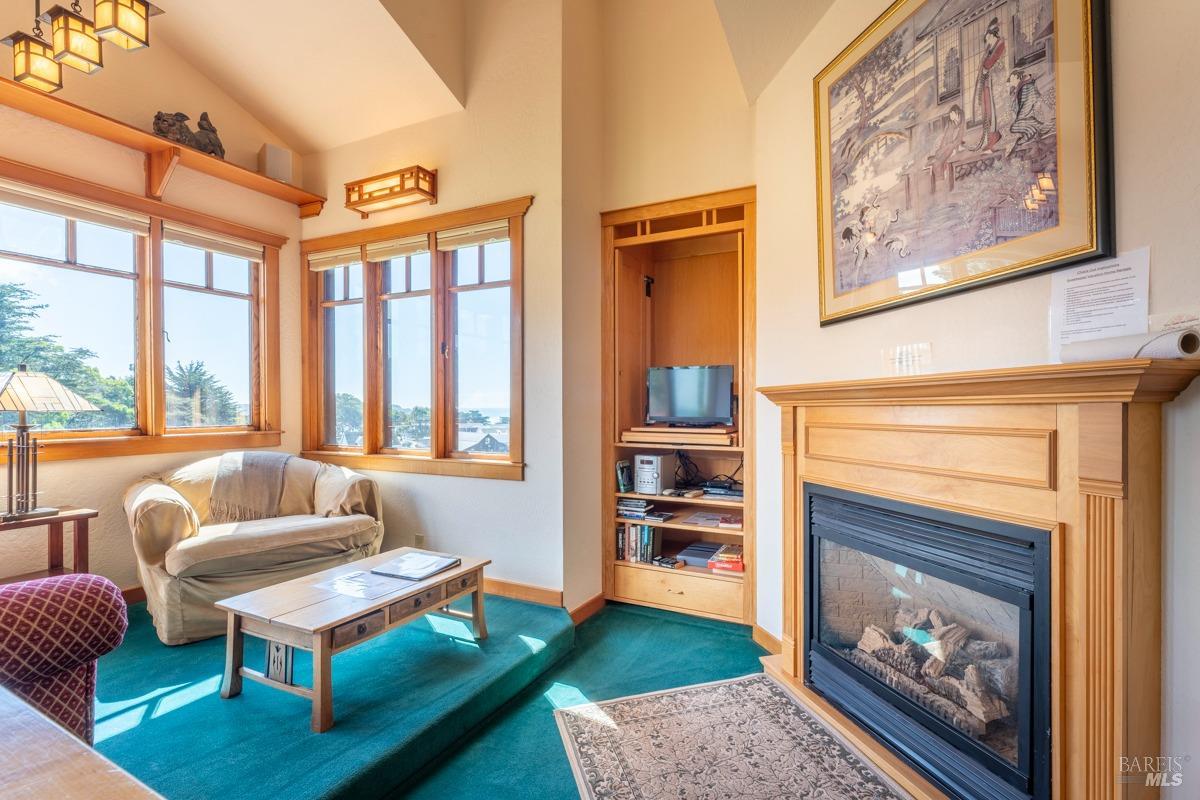44920 Little Lake Road Mendocino CA 95460