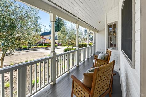 735 Johnson Street Healdsburg CA 95448