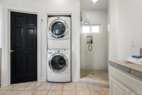 735 Johnson Street Healdsburg CA 95448
