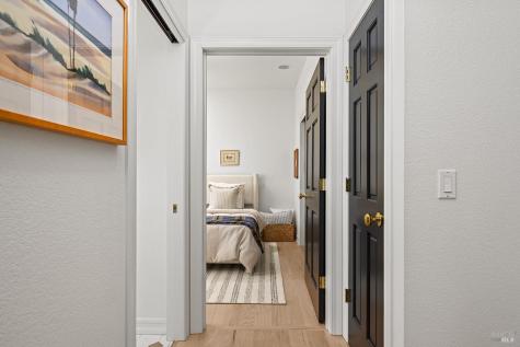 735 Johnson Street Healdsburg CA 95448