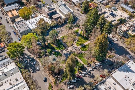 735 Johnson Street Healdsburg CA 95448
