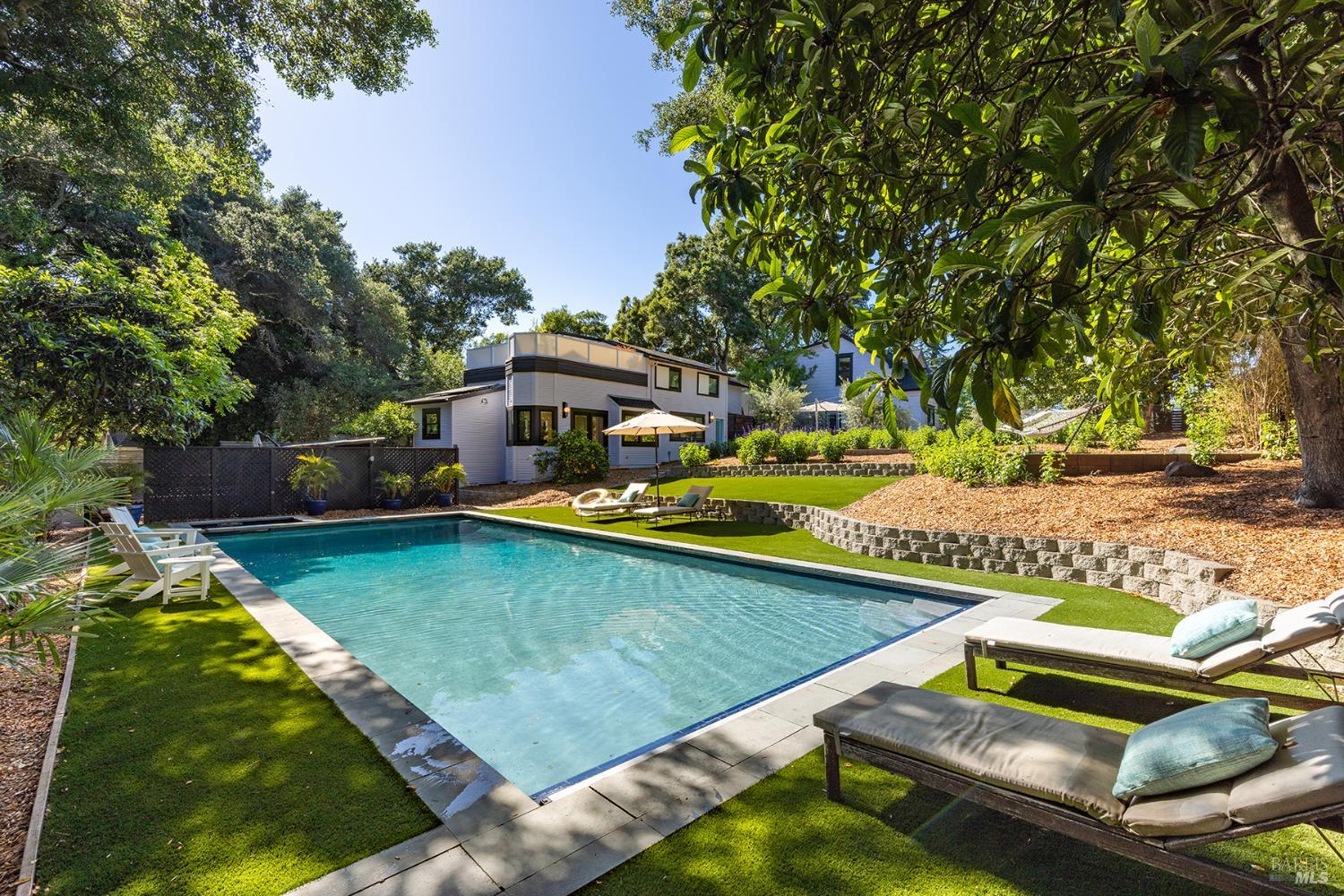 7225 Wilton Avenue Sebastopol CA 95472