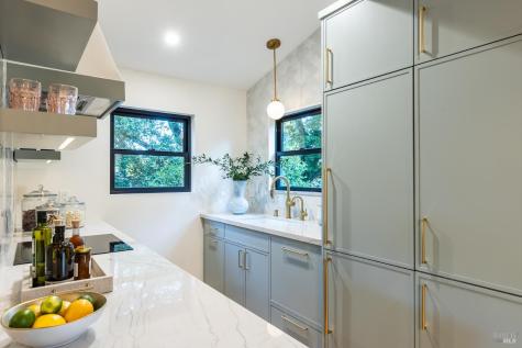 7225 Wilton Avenue Sebastopol CA 95472
