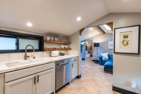 7225 Wilton Avenue Sebastopol CA 95472