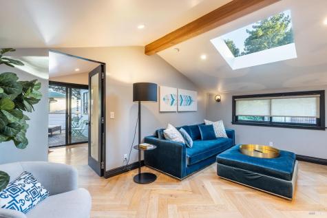 7225 Wilton Avenue Sebastopol CA 95472
