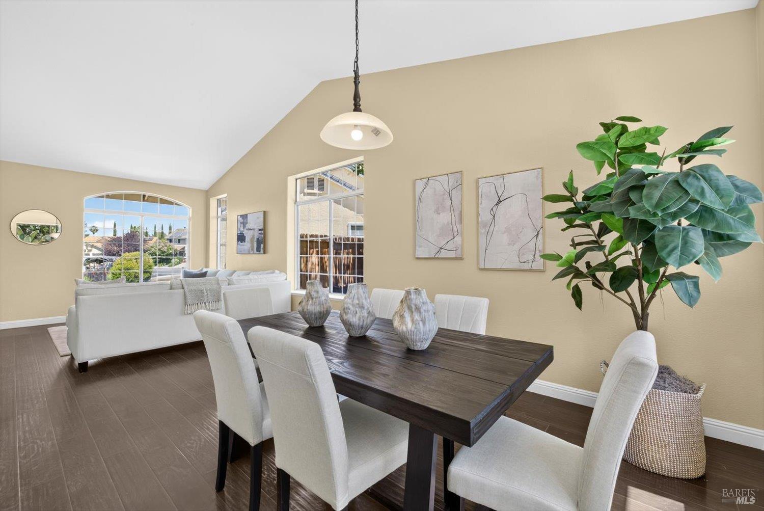219 Berkshire Court Vacaville CA 95687