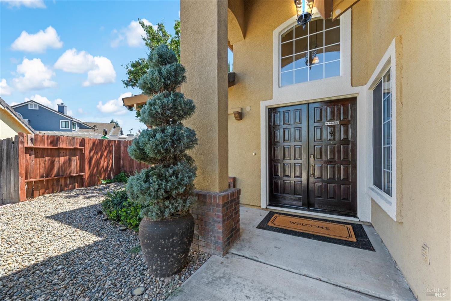 219 Berkshire Court Vacaville CA 95687