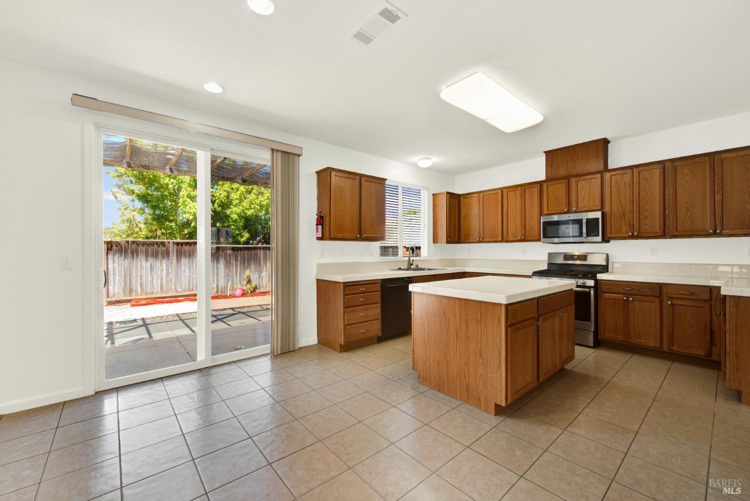 1073 Cabernet Court Vacaville CA 95688