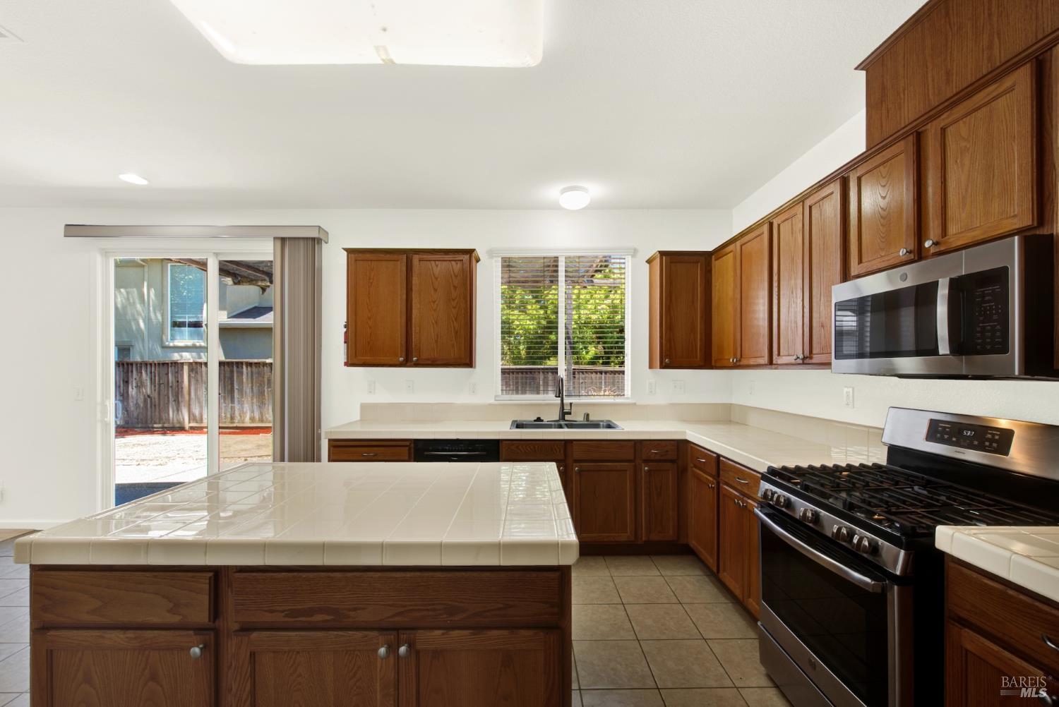 1073 Cabernet Court Vacaville CA 95688