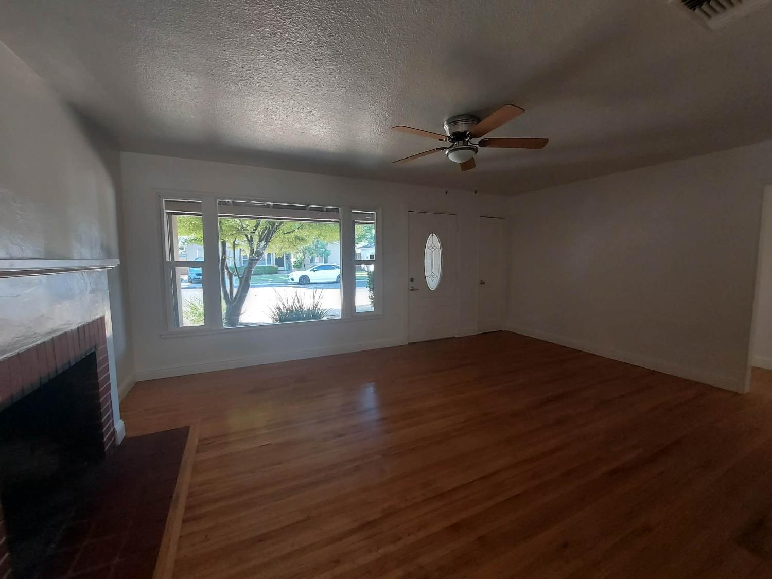 445 Coleman Court Modesto CA 95354