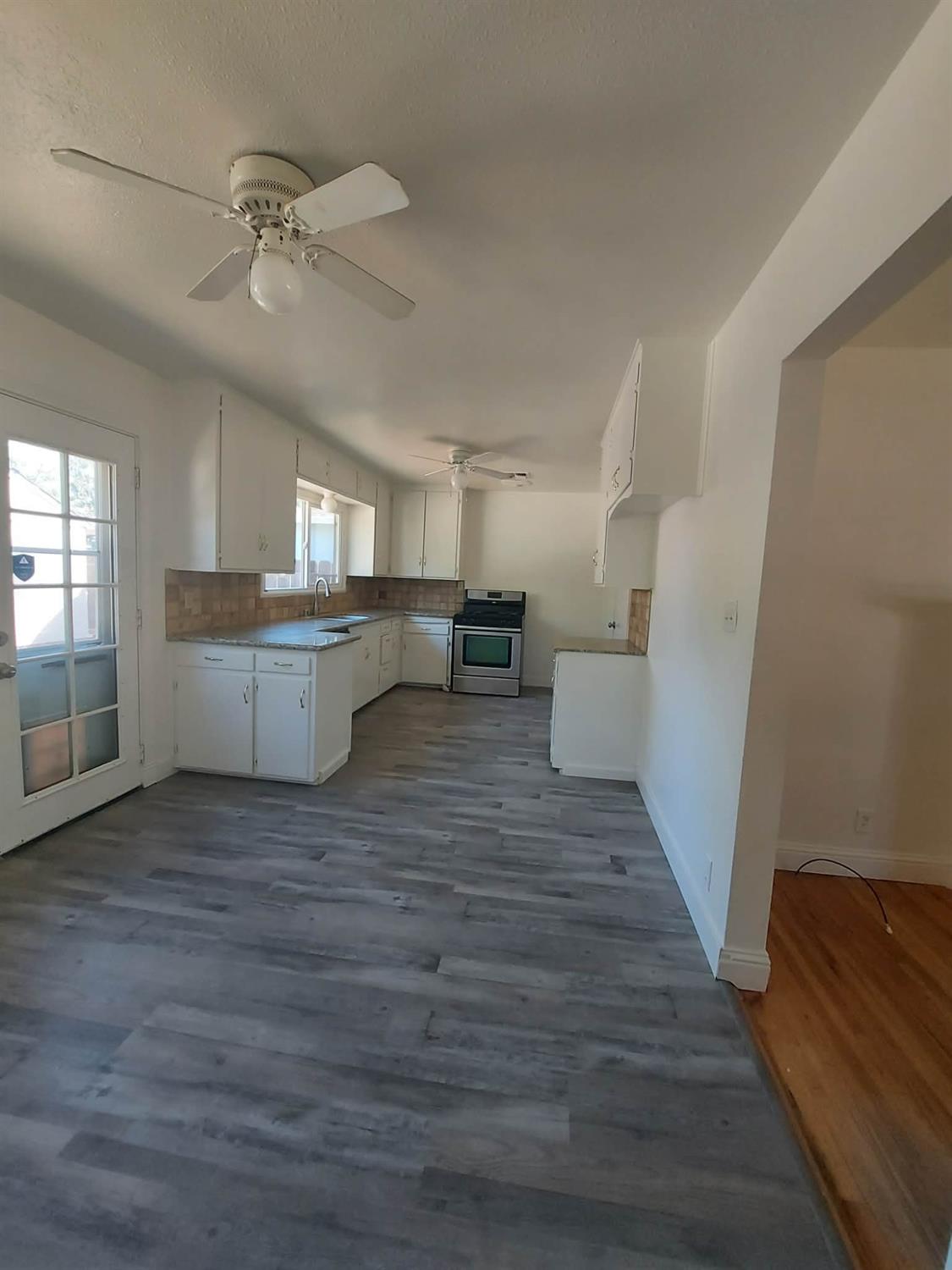 445 Coleman Court Modesto CA 95354