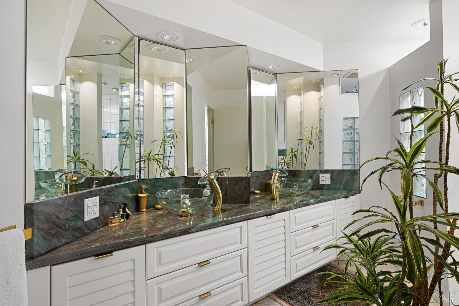 15 Sorrento Way San Rafael CA 94901