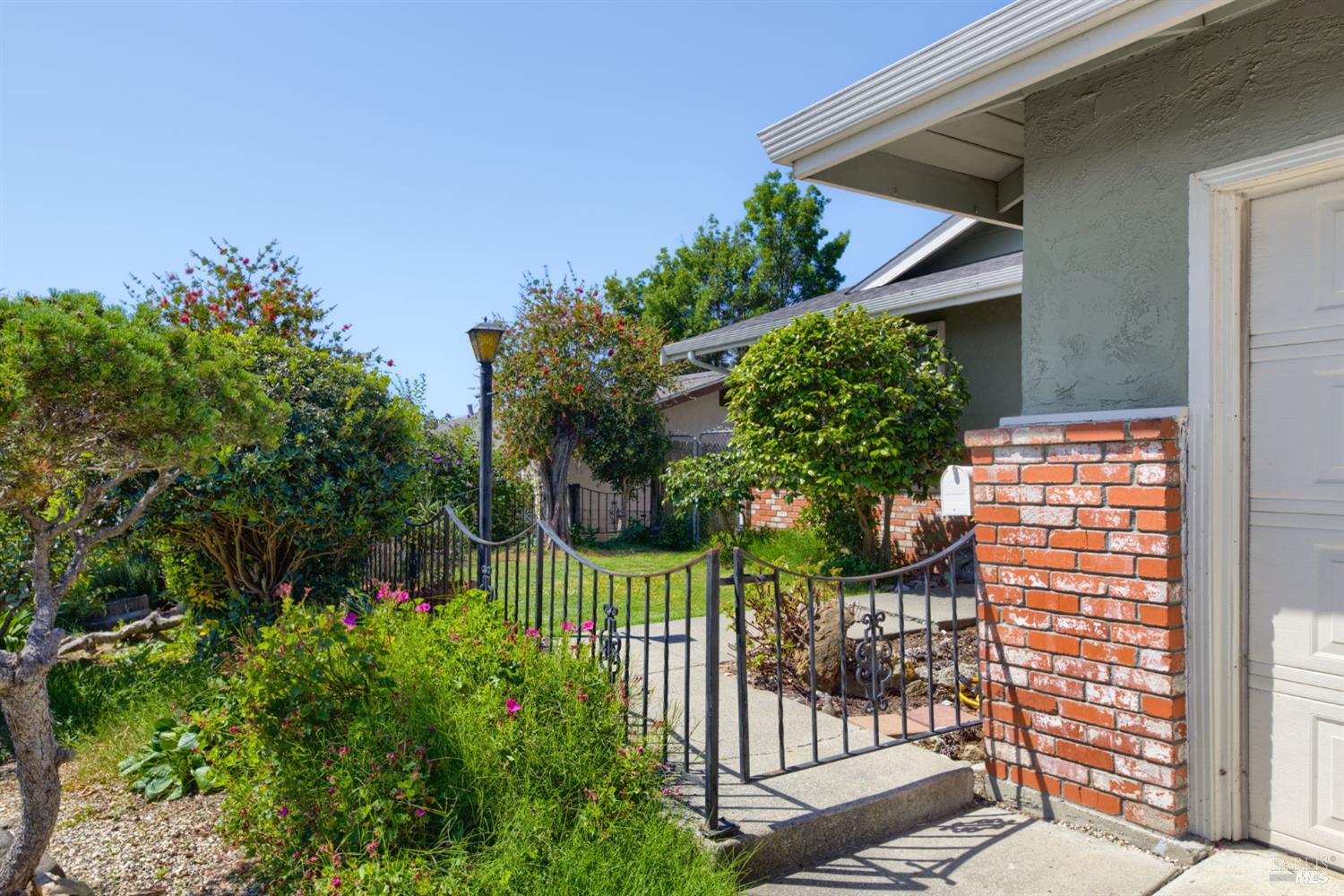 2275 Cambridge Drive Fairfield CA 94533