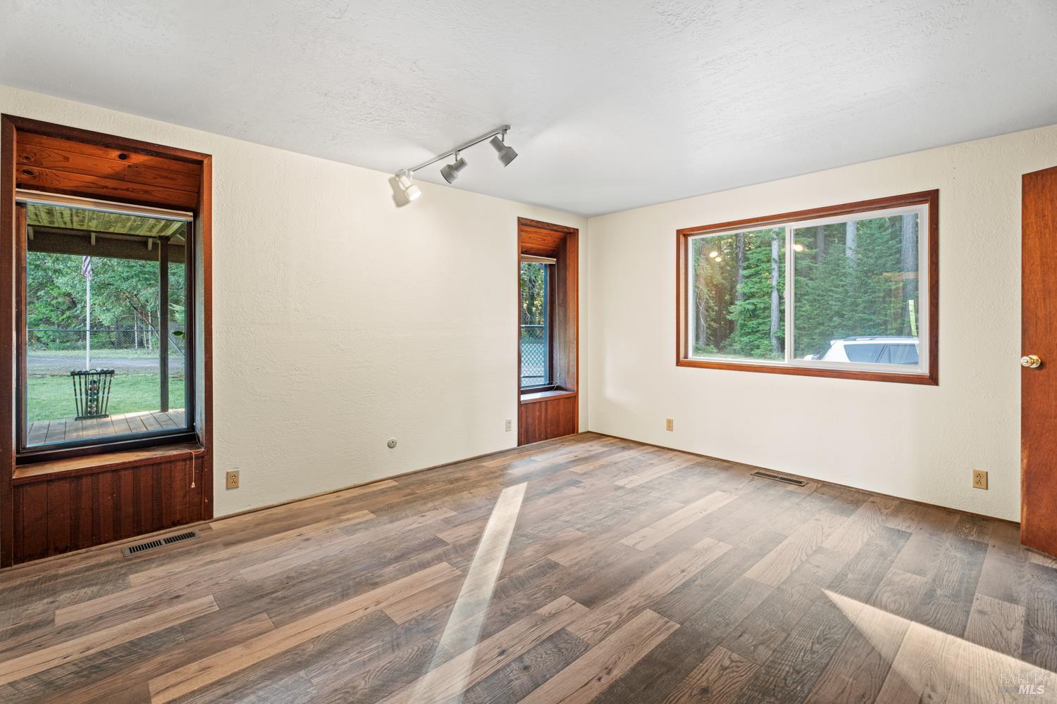 7680 Highway 128 Highway Philo CA 95466