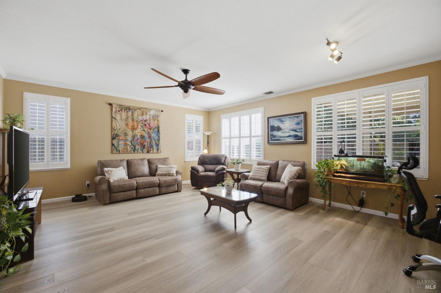 280 Rennert Way Dixon CA 95620