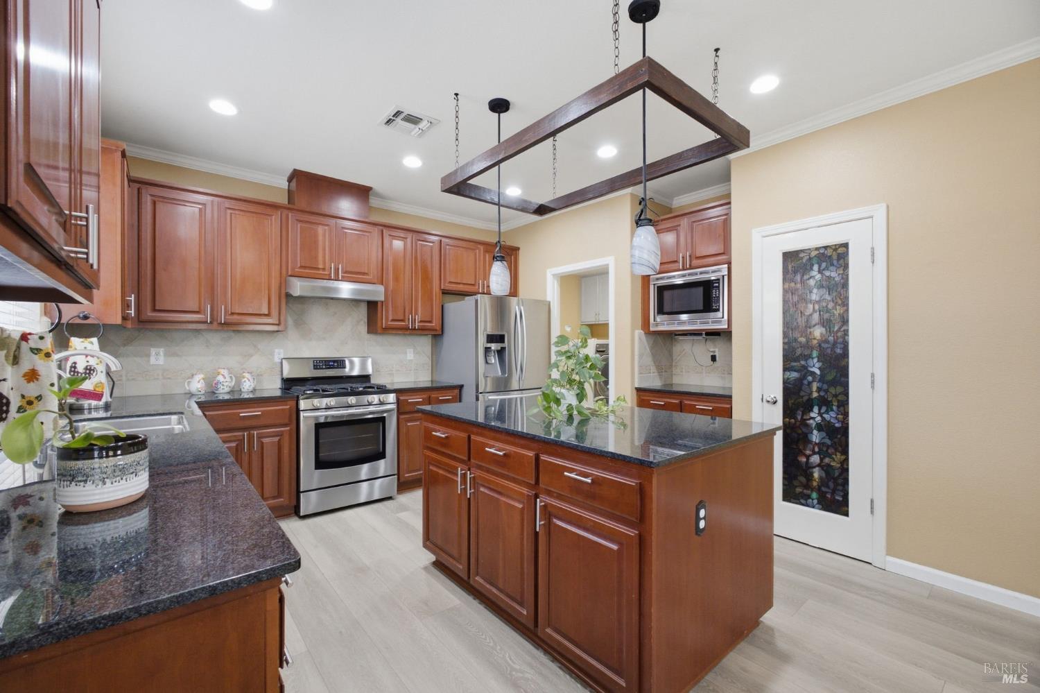 280 Rennert Way Dixon CA 95620