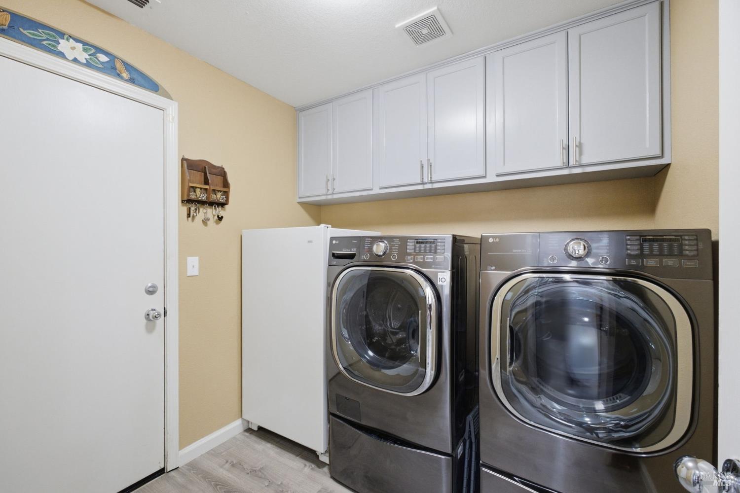 280 Rennert Way Dixon CA 95620
