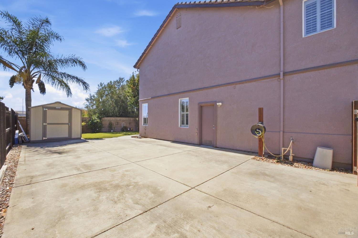 280 Rennert Way Dixon CA 95620