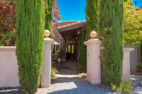 1633 Dry Creek Road Healdsburg CA 95448