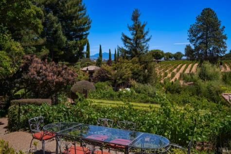 1633 Dry Creek Road Healdsburg CA 95448