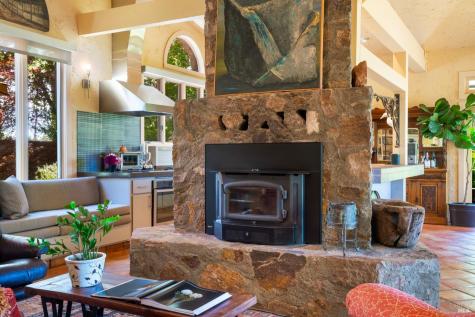 1633 Dry Creek Road Healdsburg CA 95448