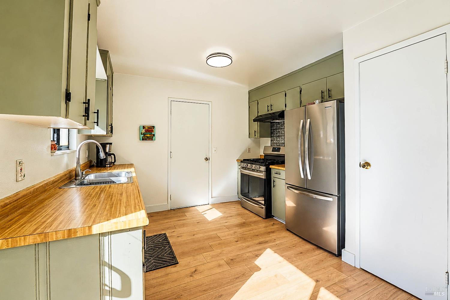 27431 Poppy Drive Willits CA 95490
