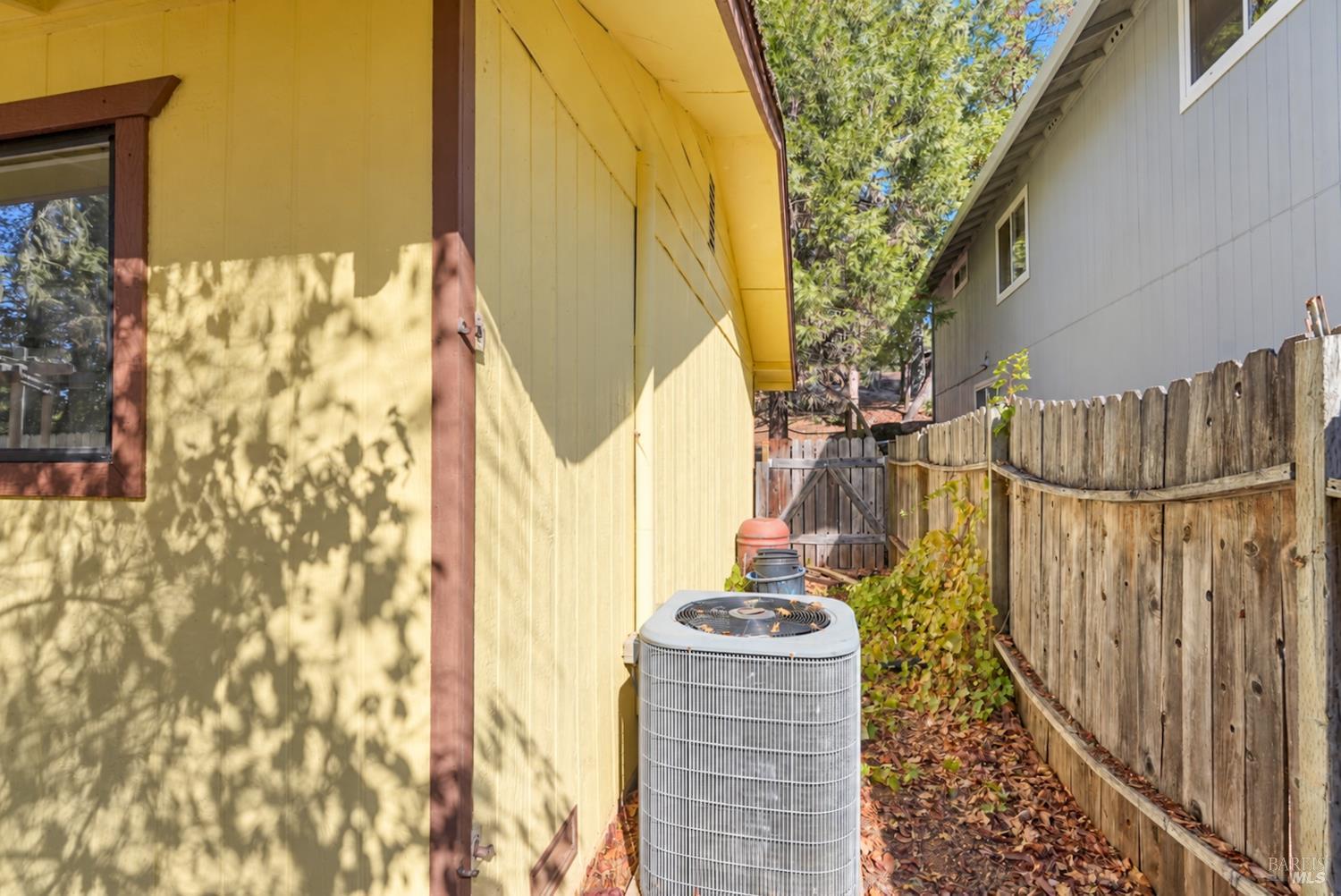 27431 Poppy Drive Willits CA 95490