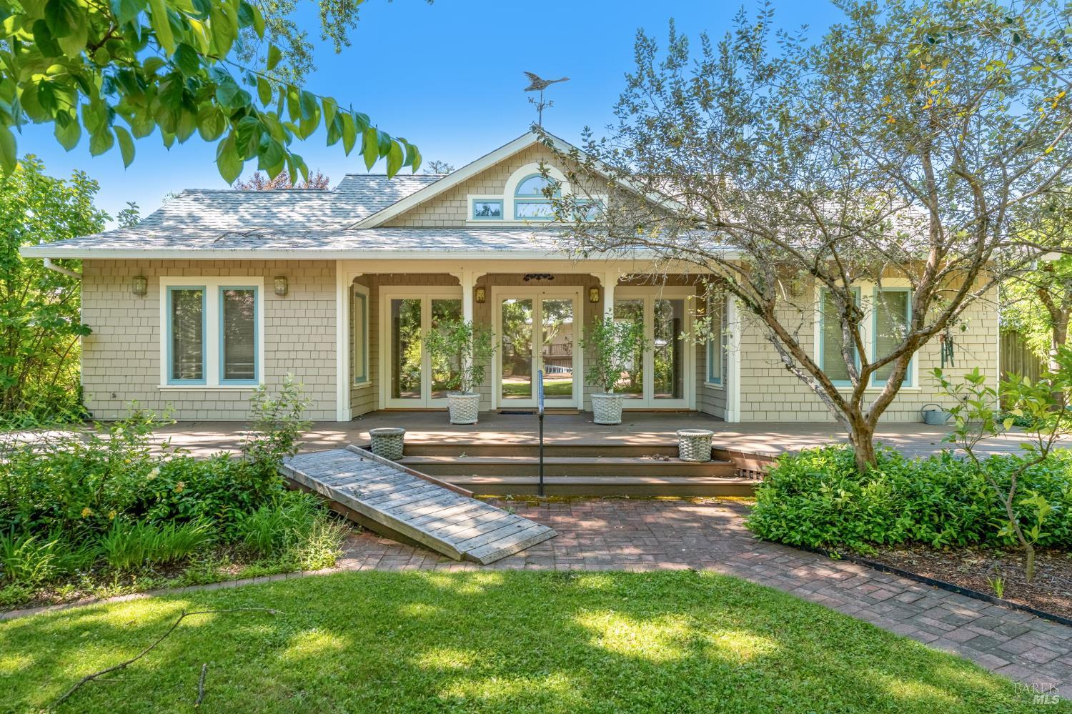 1533 Kearney Street St. Helena CA 94574