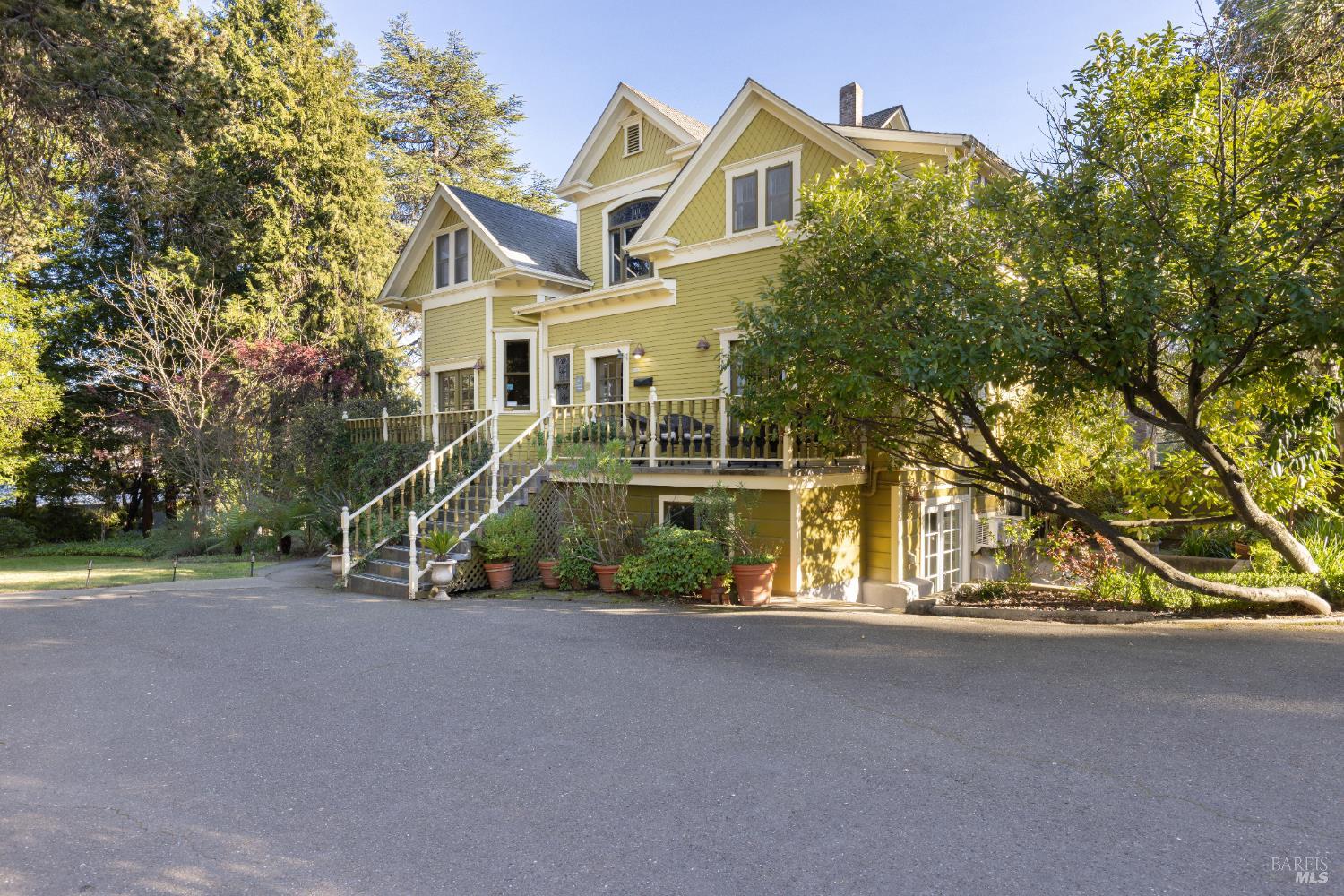 25 W Grant Street Healdsburg CA 95448