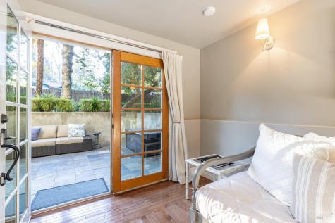 25 W Grant Street Healdsburg CA 95448