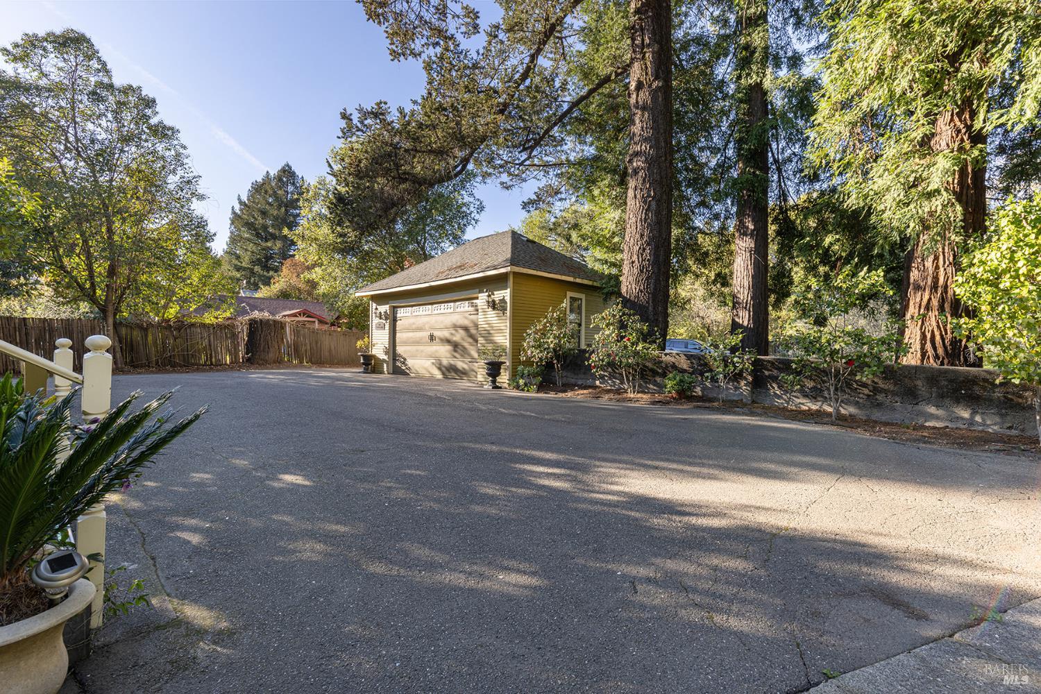 25 W Grant Street Healdsburg CA 95448