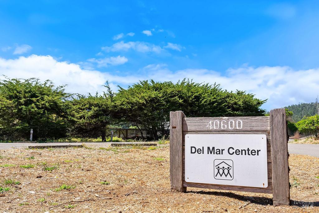 35926 Seaward The Sea Ranch CA 95497